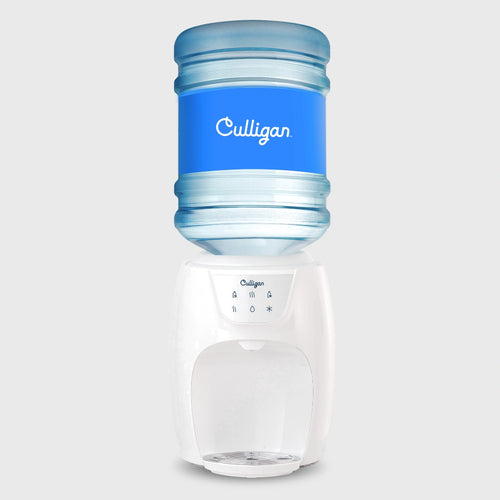 Fuente táctil con agua mineral
